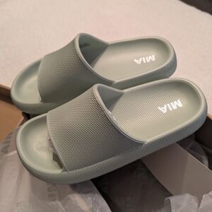 MIA Light Green Slide Sandals